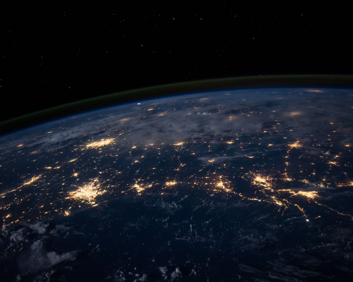 Comprehensive digital asset trading platform